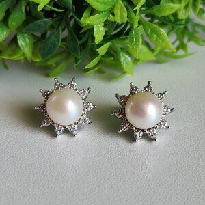 925 Sterling Silver Freshwater Pearl Star Stud Earrings